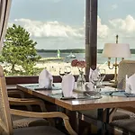 Hotel Maritim Strandhotel Travemuende 4*