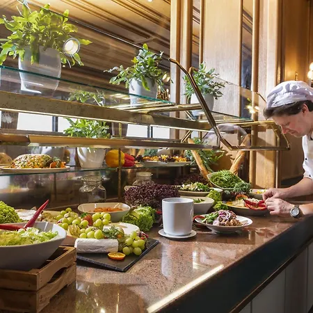 Maritim Strandhotel Travemuende Hotel 4*