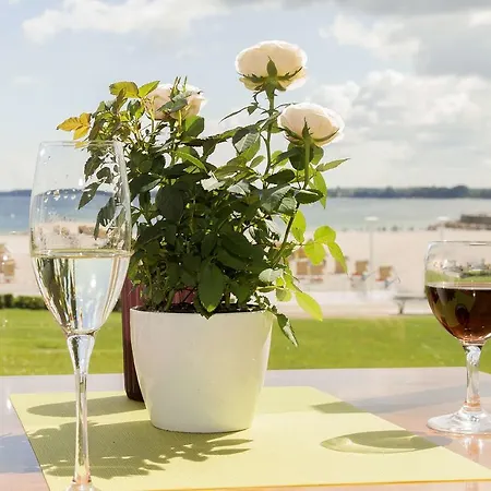 Maritim Strandhotel Travemuende 4*