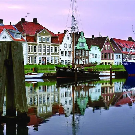 Maritim Strandhotel Travemuende 4*
