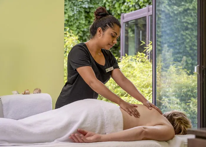 מלון Maritim Strandhotel Travemuende 4*