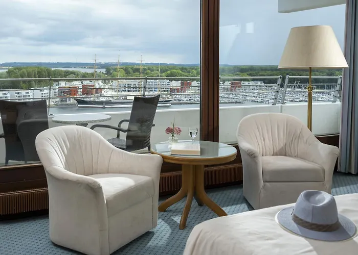 Hotel Maritim Strandhotel Travemuende 4*