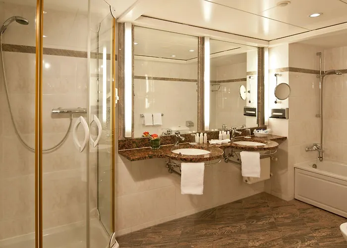 Hotel Maritim Strandhotel Travemuende 4*